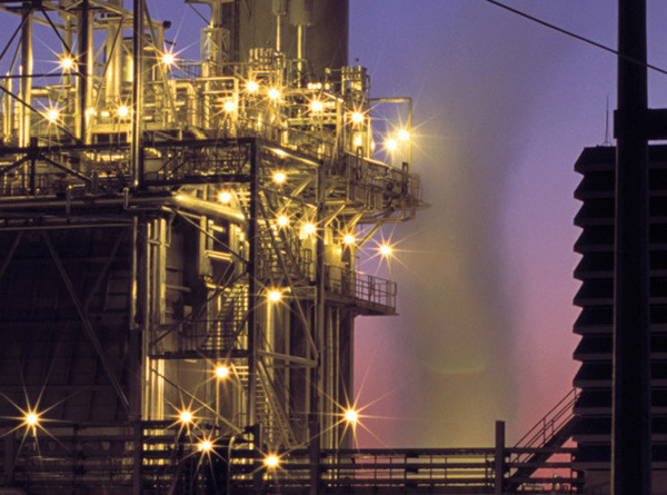 powerplant-at-night
